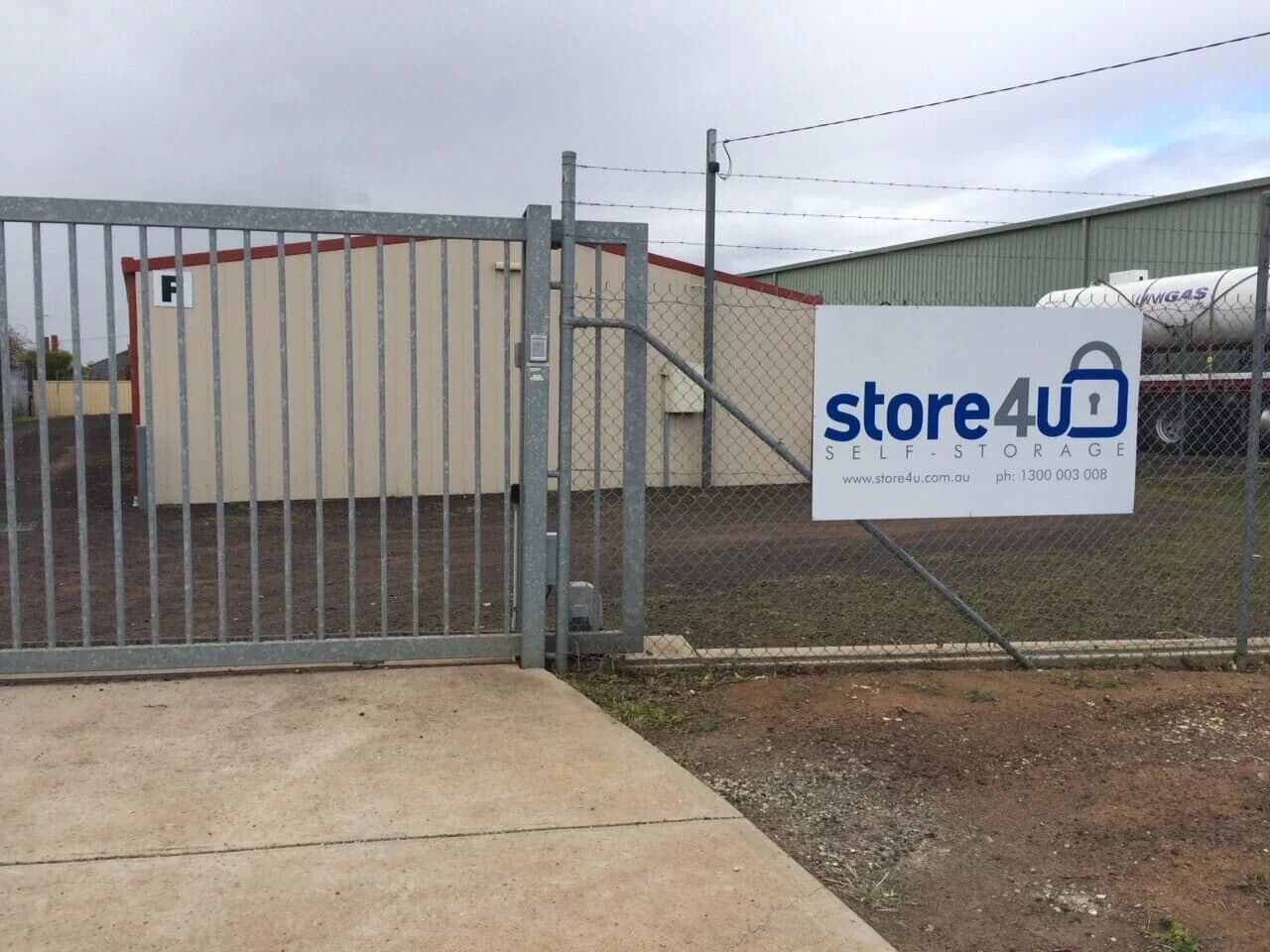 Electronic security gate at F block